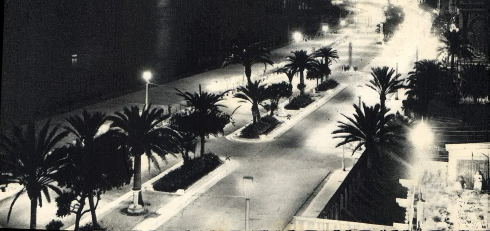 NICE à noite - Baía dos Anjos — L. Gilletta e Cie, Fotógrafos - Frente