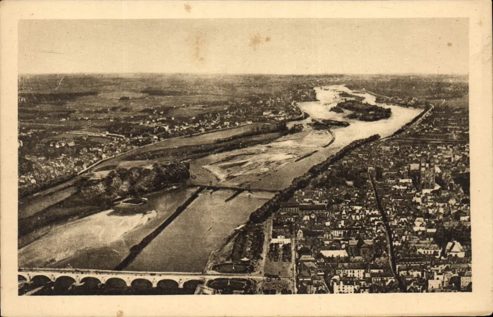 Tours — Panoramablick aus einem Flugzeug — E. Papeghin Paris-Tours - Vorderseite