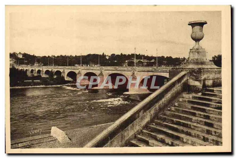 Tours — O Ponte de Pierre (século XVIII) — Edições d'Art Yvon, Paris - Frente