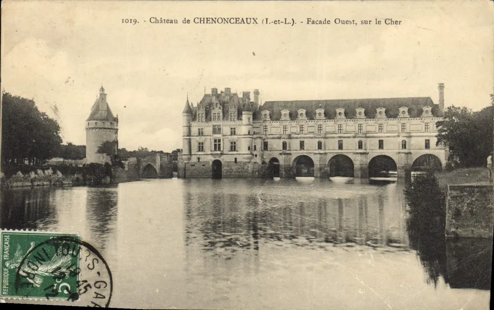 Zamek Chenonceaux (Loire-et-Cher) — Façada Zachodnia nad rzeką Cher — wydawca anonimowy, nr 1019 - Awers