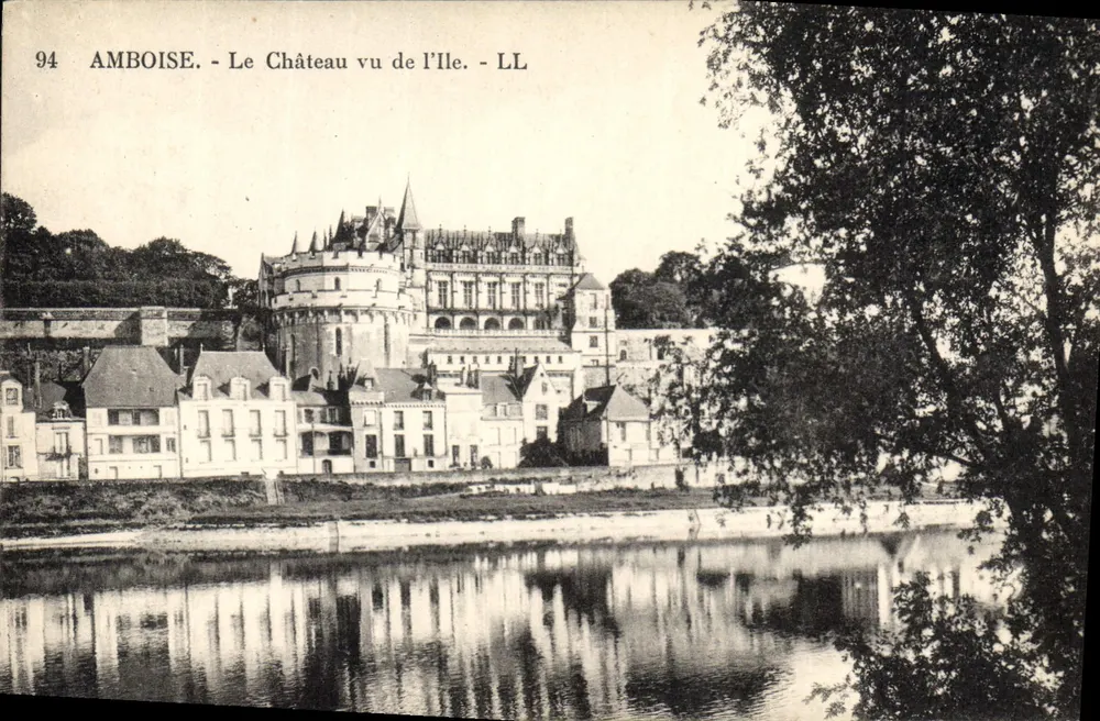 Amboise - O Castelo visto da Ilha - LL - Frente