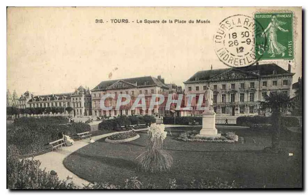 Tours - O Square da Place du Musée — editor C. P. A. n° 318 - Frente