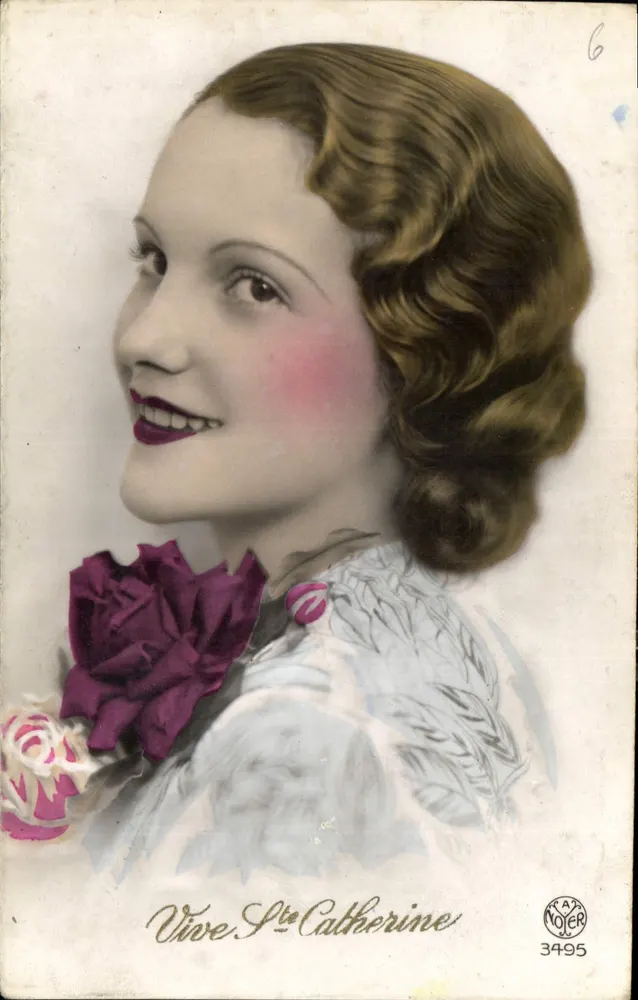 Vive La Catherine — retrato feminino com rosa violeta — Ray Noëger, n° 3495 - Frente