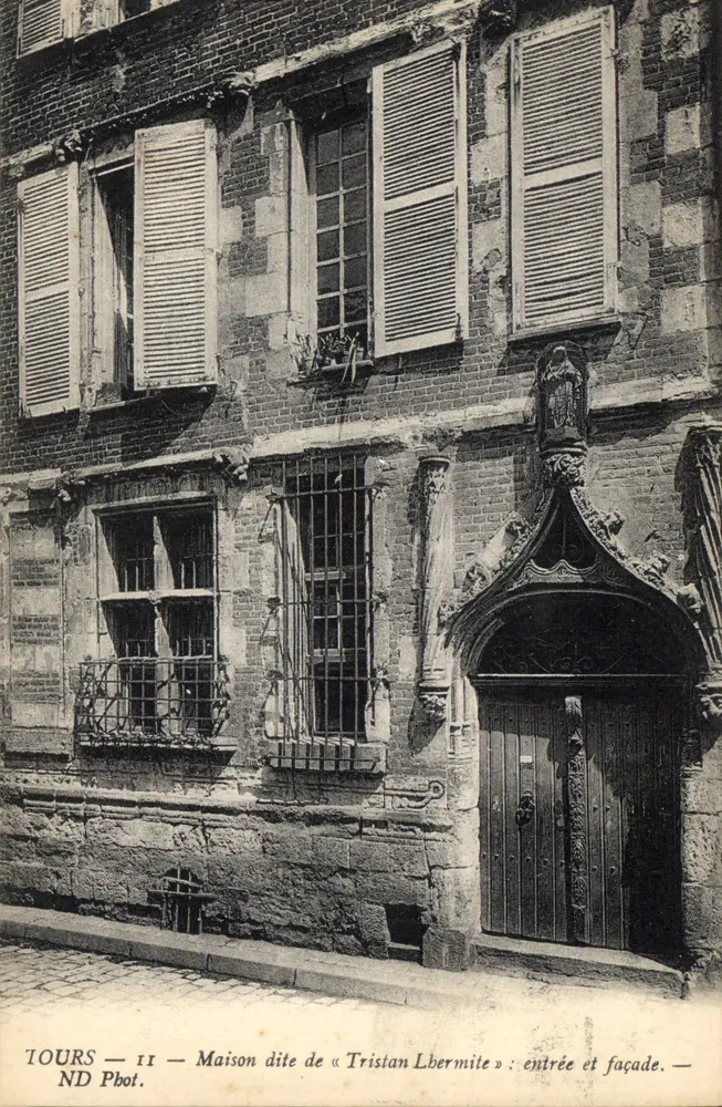 Tours — Haus genannt « Tristan Lbermite »: Eingang und Fassade — ND Phot. - Vorderseite