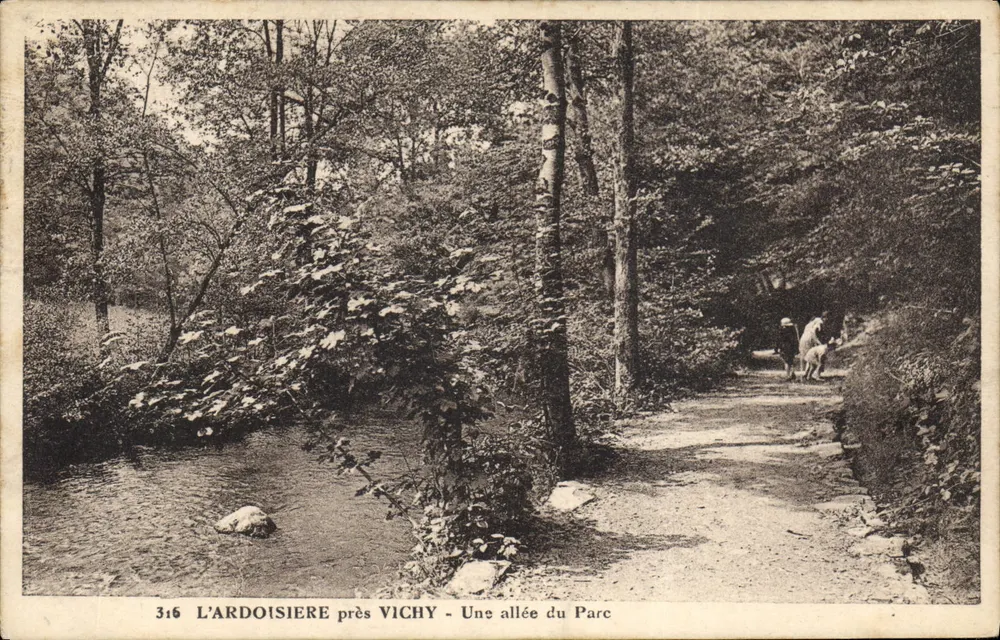 L'ARDOISIERE in der Nähe von VICHY — Ein Weg im Park — Nr. 316 - Vorderseite