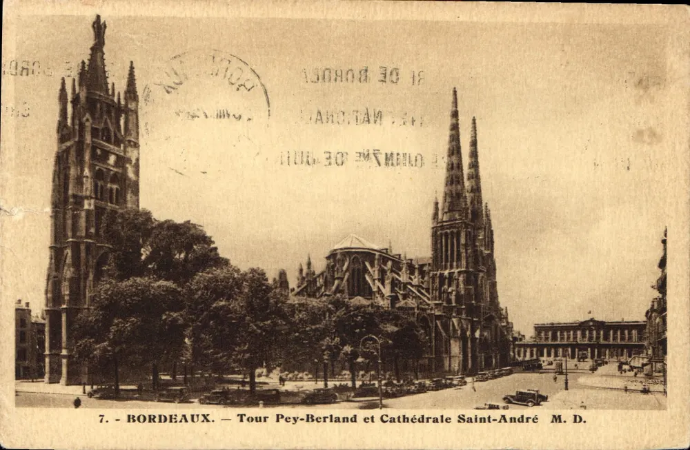 Bordeaux — Tour Pey-Berland und Kathedrale Saint-André — M.D. - Vorderseite