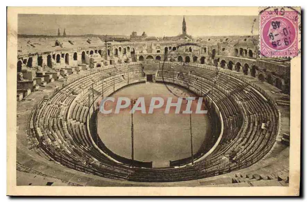 Nîmes — Interior das Arenas romanas — Editor francês n° 1.097 - Frente