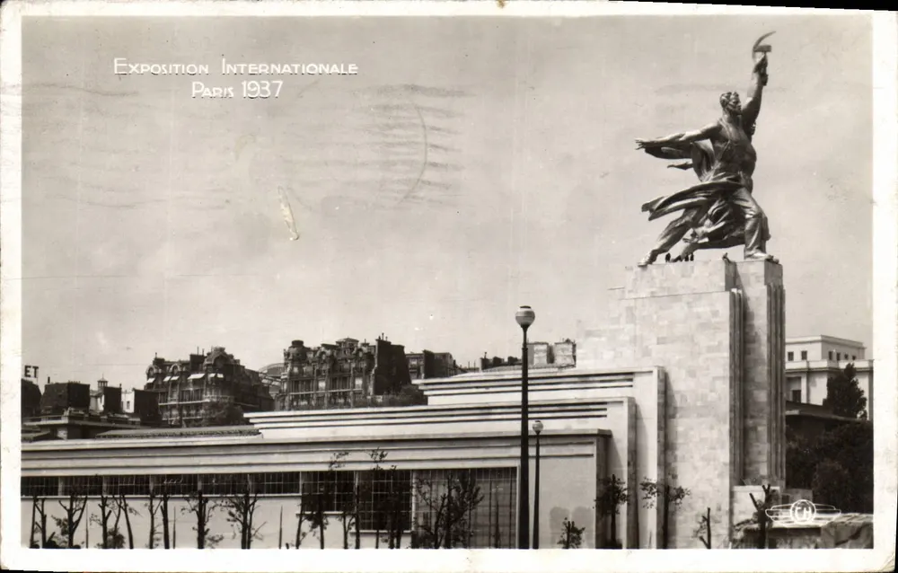 Internationale Ausstellung Paris 1937 — Pavillon der U.R.S.S. — H. Chipault, Händler - Vorderseite