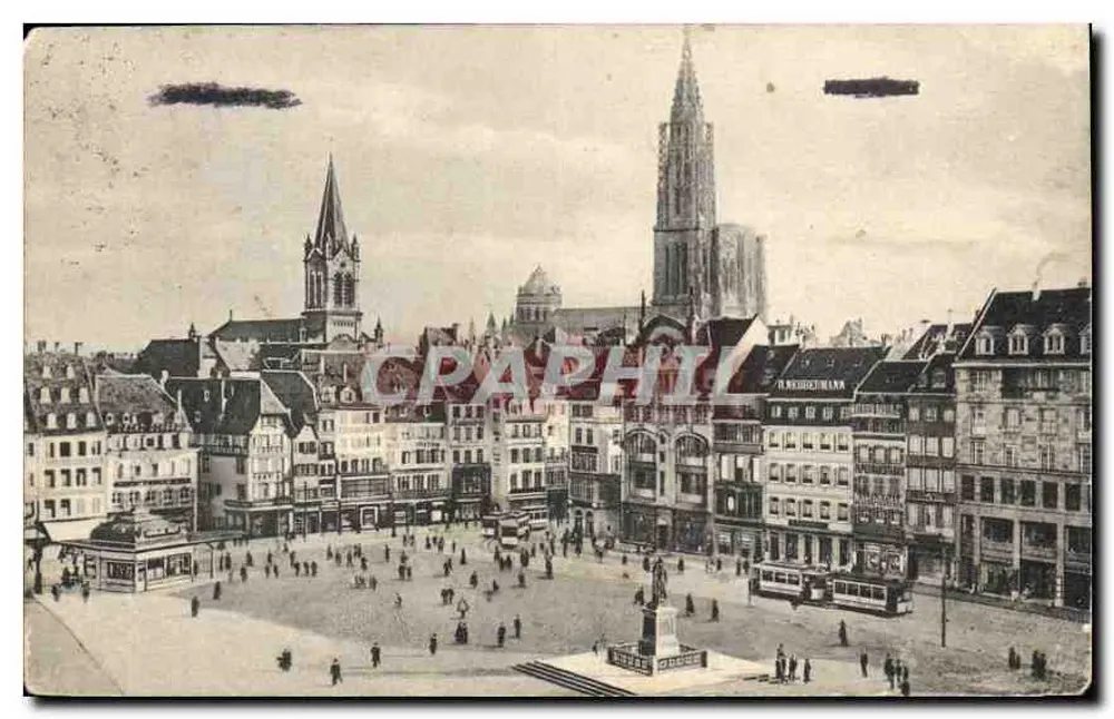 Place du Château em Strasbourg — vista panorâmica com a catedral — editor H. KROGELMAN - Frente