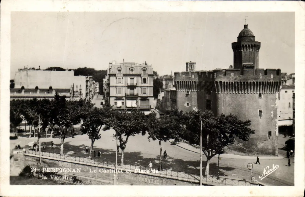 Perpignan - O Castillet e a Praça da Vitória — editor Marbo, n°24 - Frente