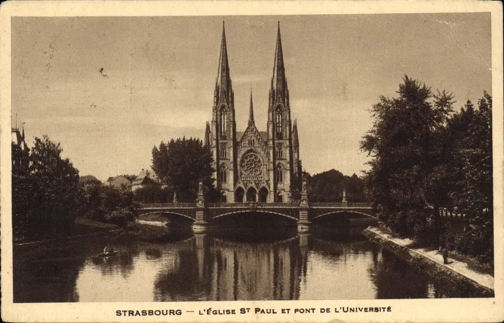 Straßburg — Kirche St. Paul und Universitätbrücke - Vorderseite