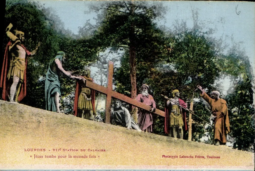 Lourdes - Siebte Station des Kreuzwegs - « Jesus fällt zum zweiten Mal » — Phototypie Labouche Frères, Toulouse - Vorderseite
