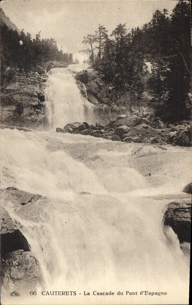 Cauterets - A Cachoeira do Ponte da Espanha — editor não identificado, n° de série 66 - Frente