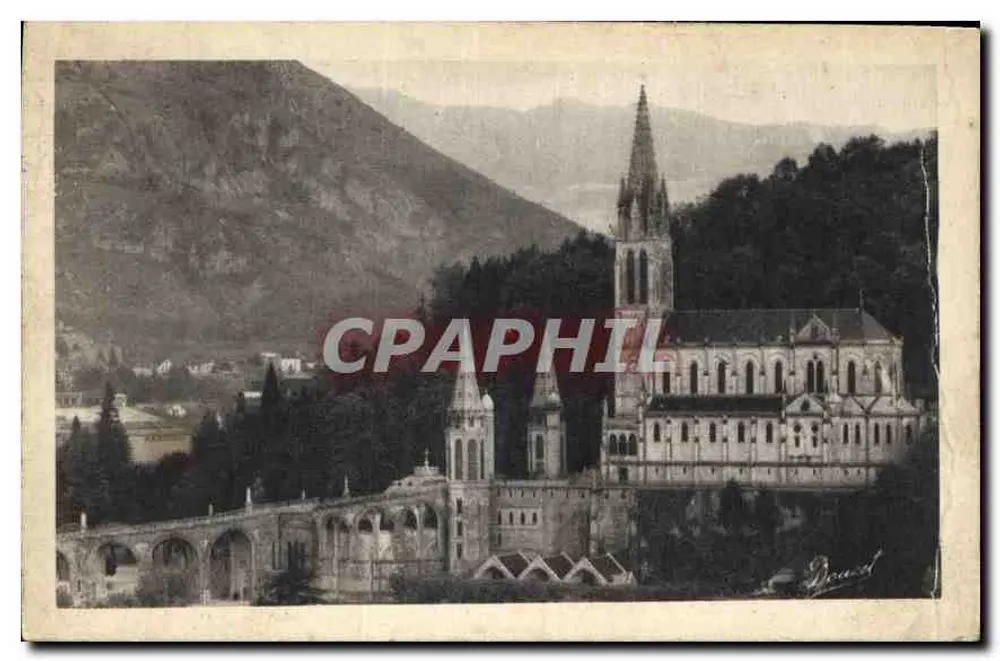 A Basílica vista de lado — P. D. — Edit. P. Douet - Lourdes - Frente