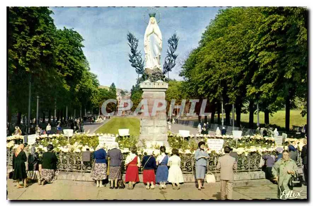 Lourdes — Estátua da Virgem Coroada — editor FdLux - Frente