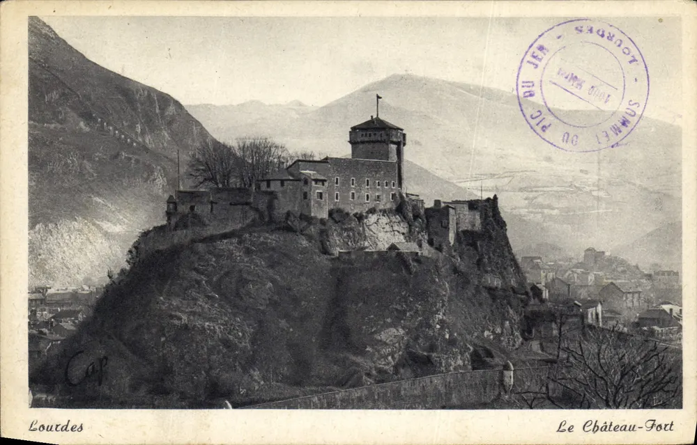 O Castelo-Forte — Lourdes — CIE DES ARTS PHOTOMÉTAL, PARIS - Frente