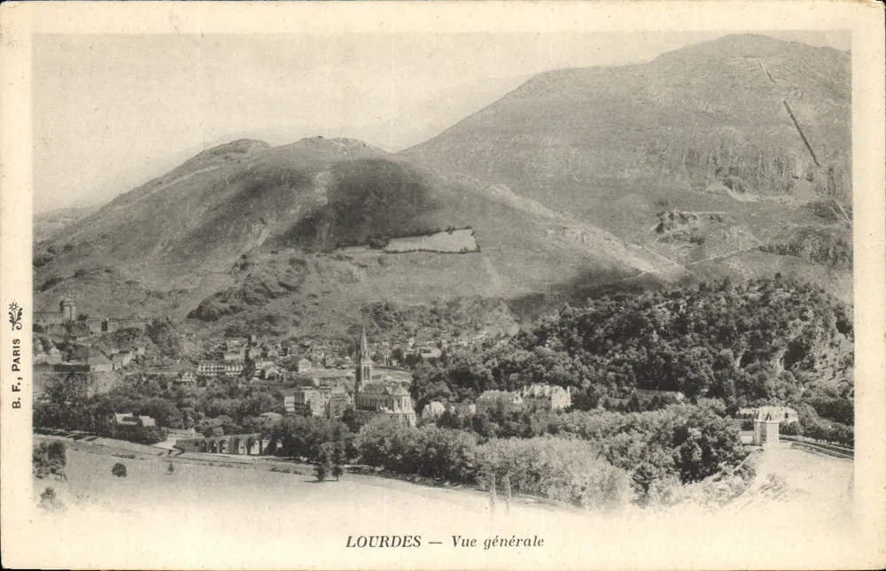 Lourdes — Vista geral — B.F., Paris - Frente