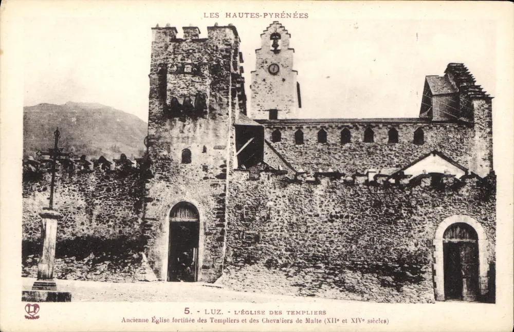 Luz - Die Kirche der Templer — Alte befestigte Kirche der Templer und Ritter von Malta (12. und 14. Jahrhundert) — Phototypie Labouché - Toulouse - Vorderseite