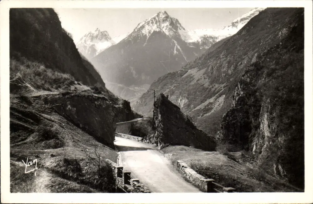 Straße von Luz nach Gavarnie — La Porte d'Espagne — Édition Loudeac - Vorderseite