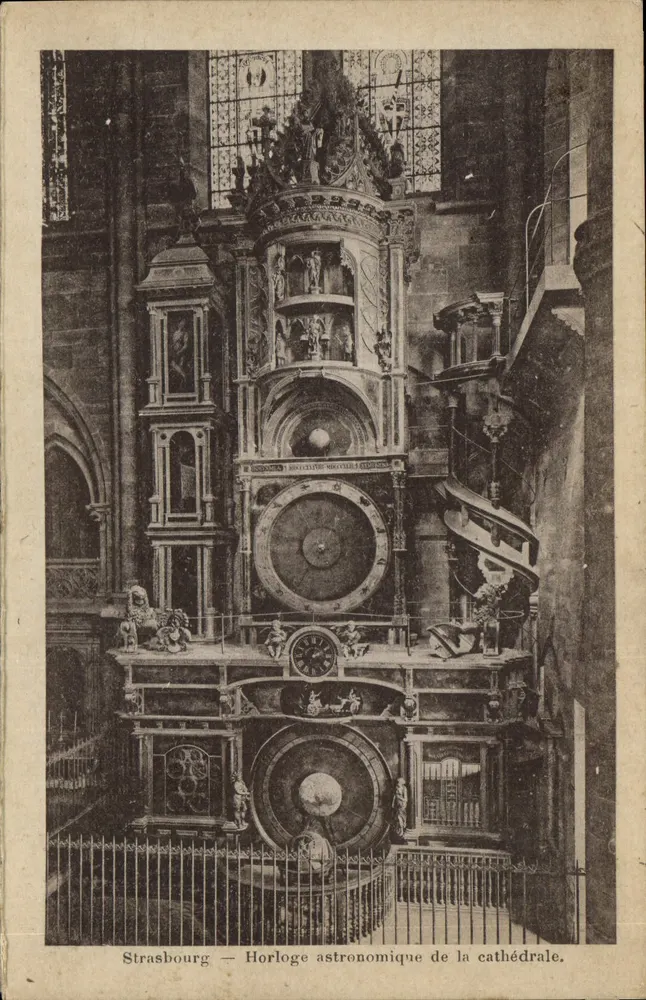 Strasbourg — Horloge astronomique de la cathédrale. - Recto