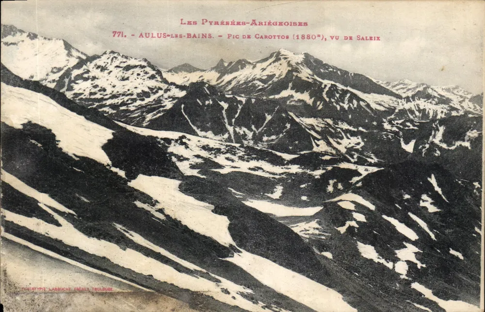 As Pirineus-Ariégeoisas — Aulus-les-Bains. Pic de Carottos (1880°), vista de Saleix — Christophe Labricht, Toulouse - Frente