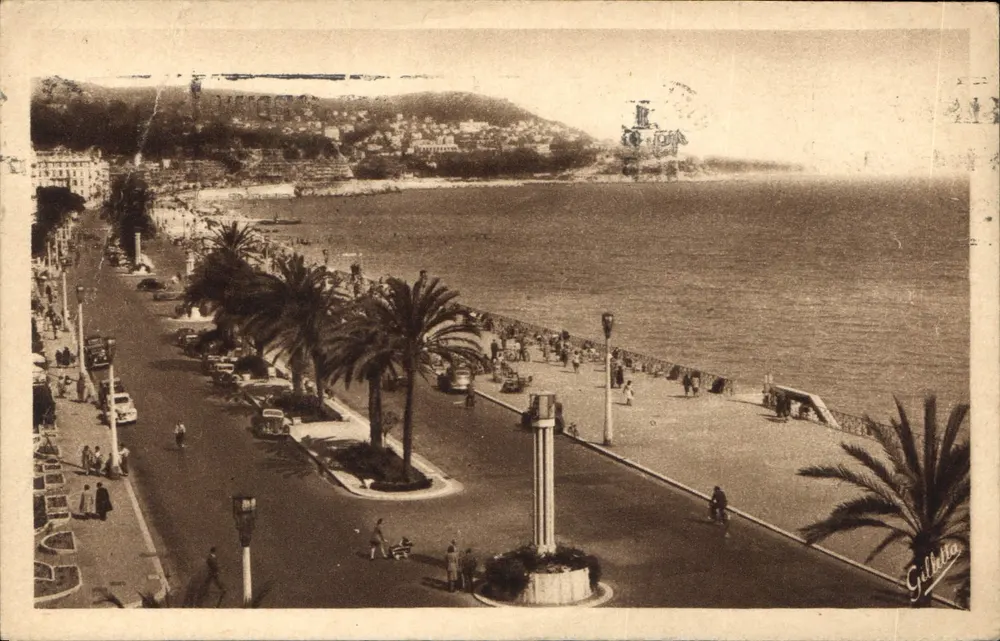 Nice - Promenade dos Ingleses — vista da praia e do porto — Gullotta - Frente