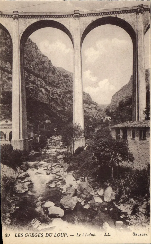 As Gorges do Lobo — O Viaduto — LL. — Selecta - Frente