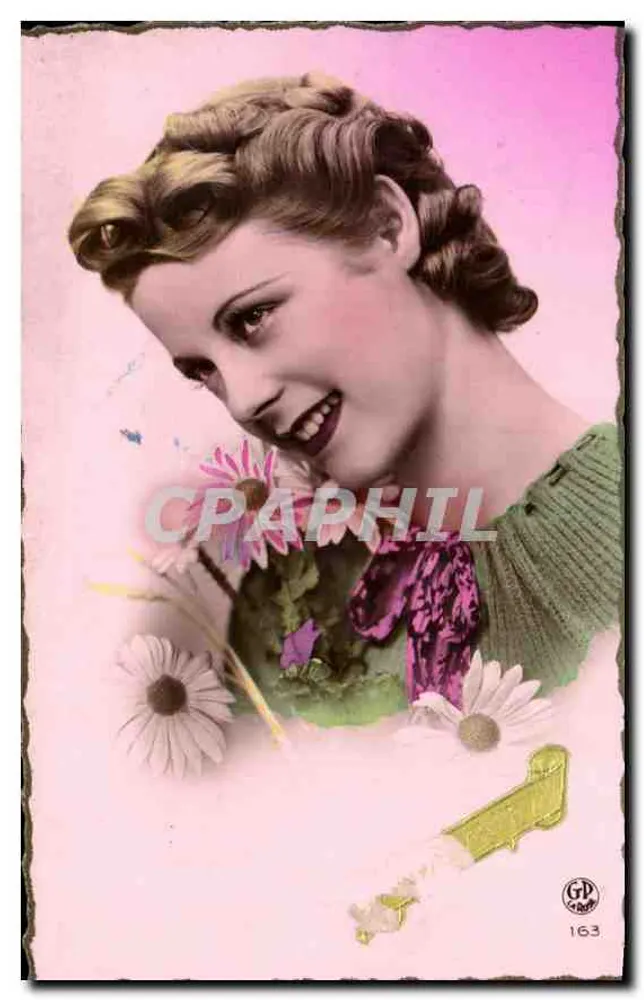 Mulher jovem sorridente — flores — Edição G.P. n°163 - Frente
