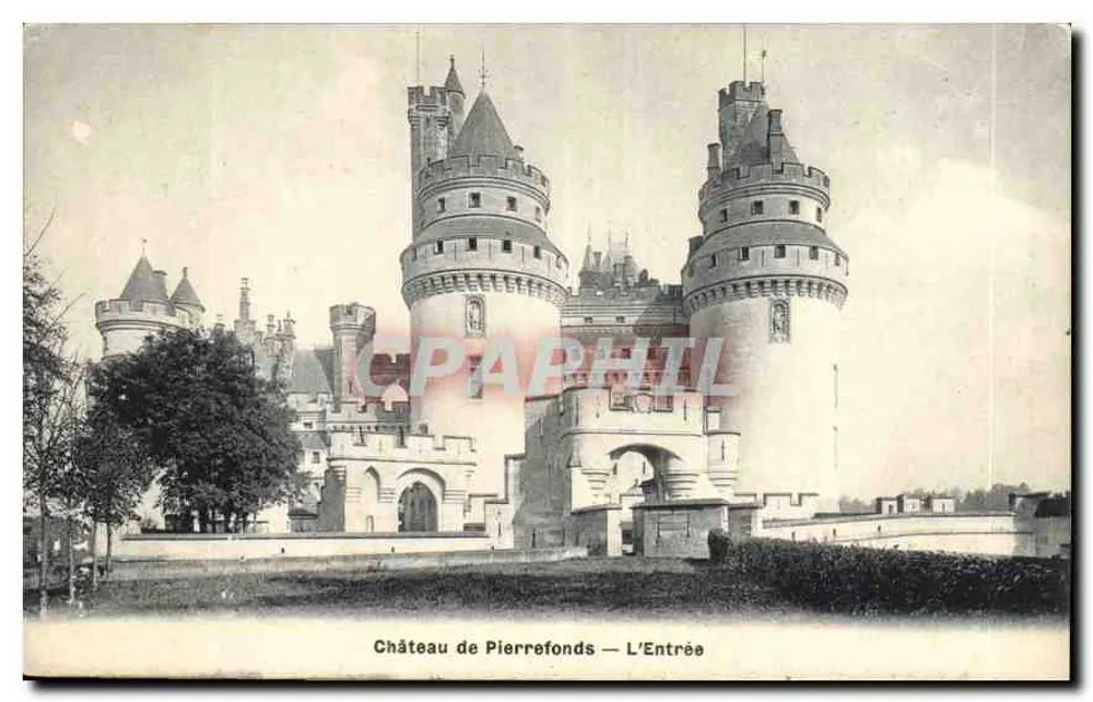Castelo de Pierrefonds — A Entrada — Editor A. Breger frères, Paris - Frente