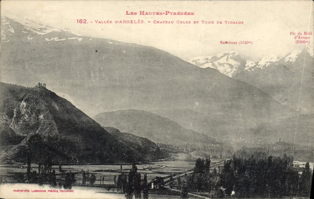 Tal von Argelès - Schloss Gelos und Turm von Vidalos — Les Hautes-Pyrénées — Phototypie Labouche Frères, Toulouse - Vorderseite