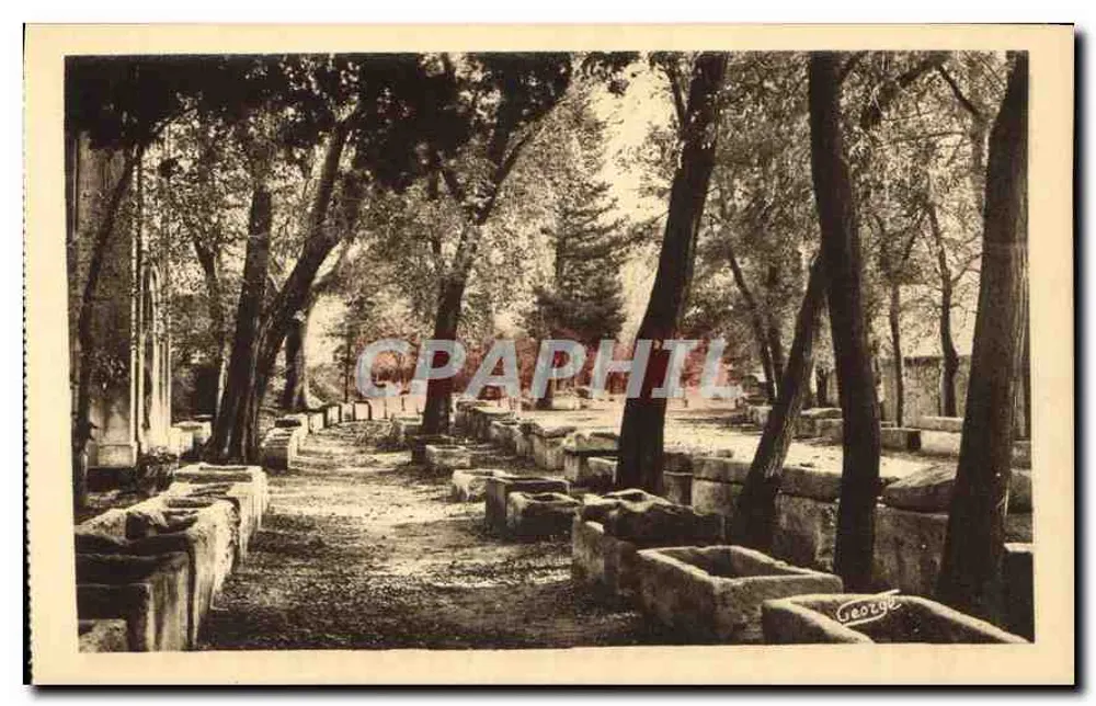 Arles - Os Alyscamps — Os Campos Élisios Romanos — J. George, n°506 - Frente