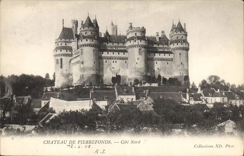 Castelo de Pierrefonds — Lado Norte — Coleções ND. Fot. - Frente