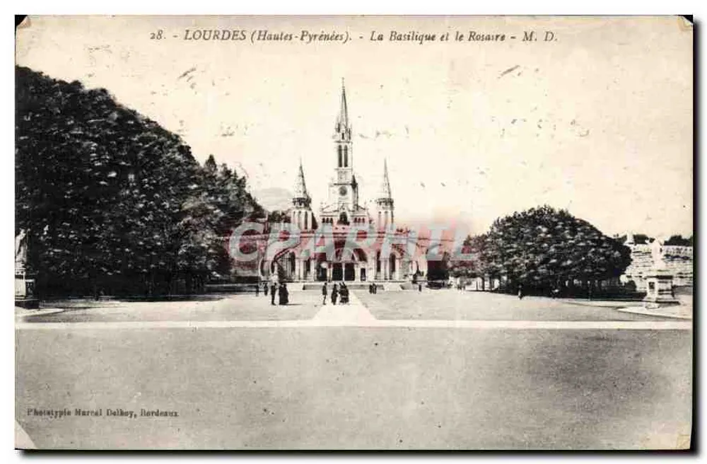 Lourdes (Hautes-Pyrénées) — Die Basilika und das Rosenkranz — Phototypie Marcel Delkoy, Bordeaux - Vorderseite