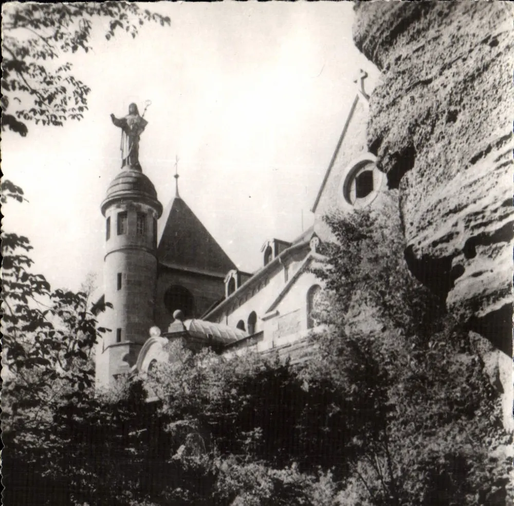 Mont Sainte-Odile — Igreja e estátua sobre rochedos — Editions Photogramme, n° 1112 c - Frente