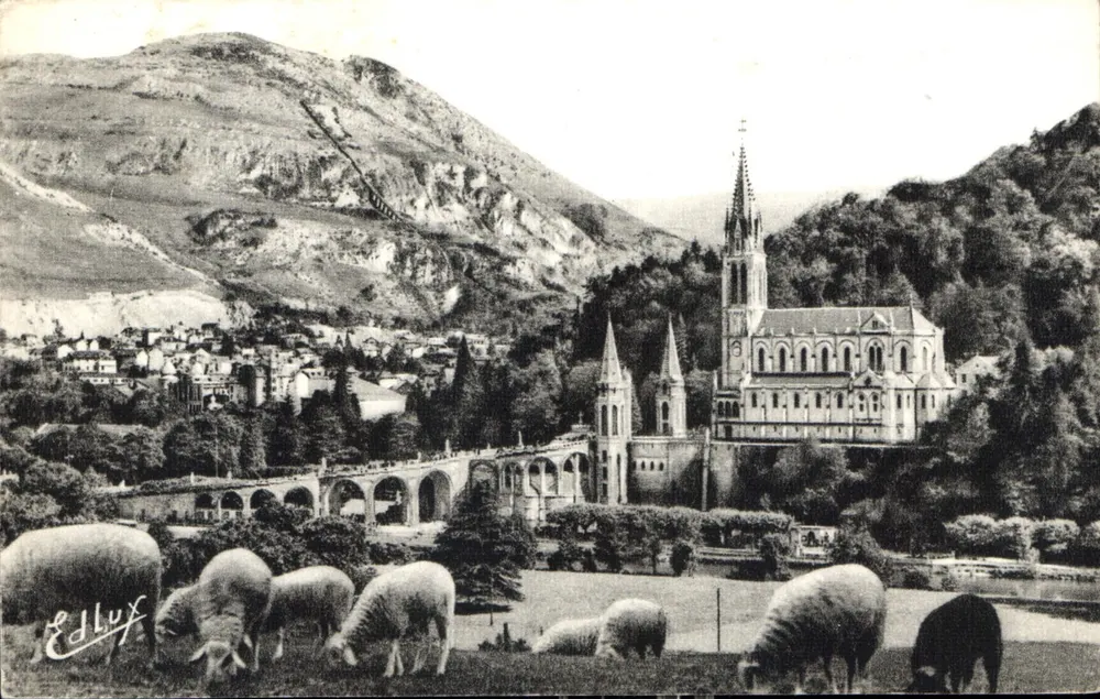 Lourdes — La Basilique et le Pic du Jer — Édition P. Doucet - Frente