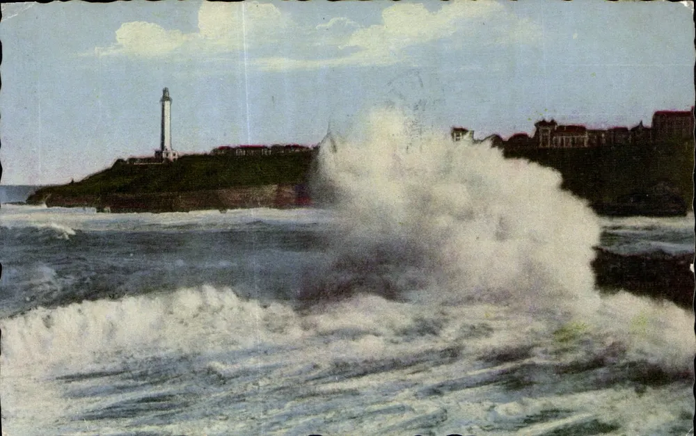 Wellenwirkung — Im Hintergrund der Leuchtturm — Biarritz - Vorderseite