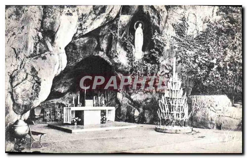 A Gruta Milagrosa — Lourdes — editor E. Quinault, n°43 - Frente
