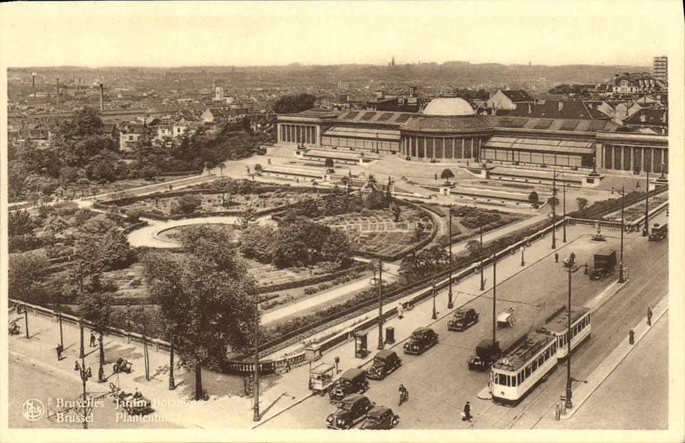 Bruxelas - Jardim Botânico — vista aérea com trem e carros — editor N. Thill - Frente