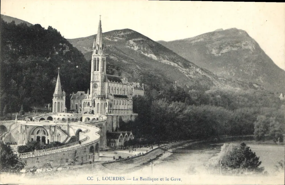 Lourdes — A Basílica e o Gave — CC. 5. - Frente