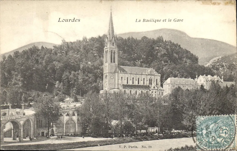 Lourdes — A Basílica e o Gave — V. P. Paris. No. 29 - Frente