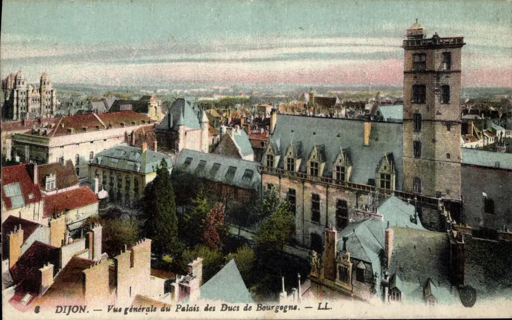 Dijon — Allgemeiner Blick auf das Schloss der Herzöge von Burgund — LL. - Vorderseite