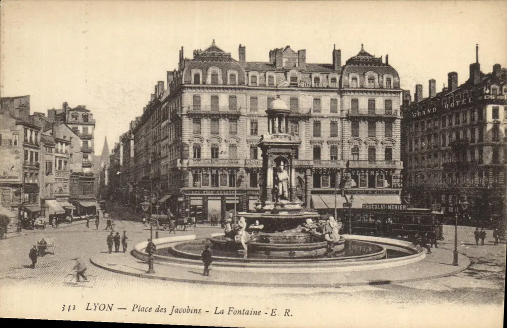 LYON — Place des Jacobins — La Fontaine — E. R. - Vorderseite