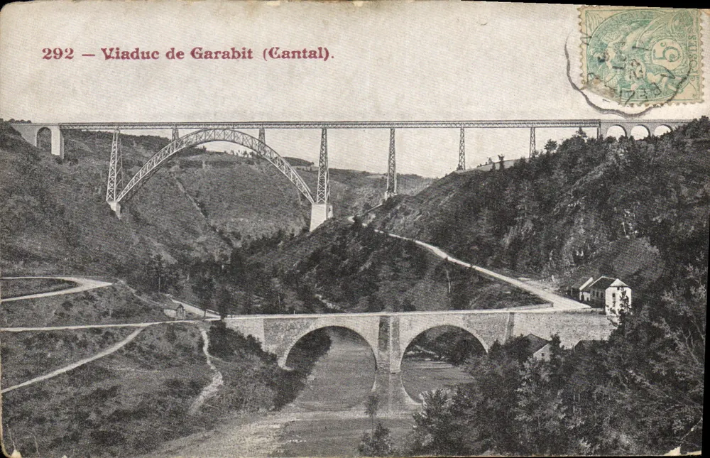 Viaduto de Garabit (Cantal) — vista do viaduto metálico e do viaduto em pedra — editor E. Carréti, Rodez, n° 292 - Frente