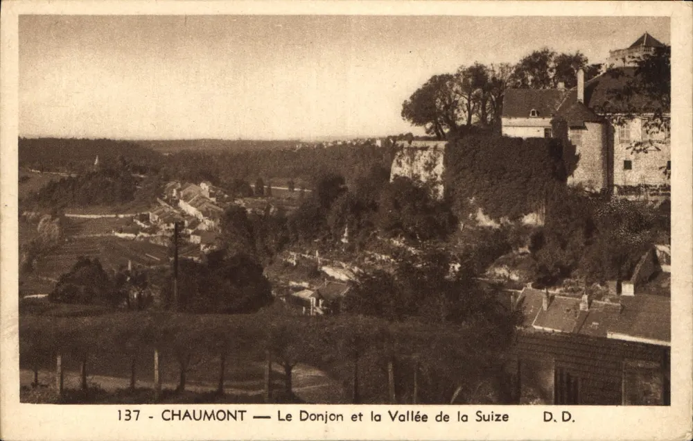 Chaumont — Het Donjon en de Vallei van de Suize — D.D. — n° 137 - Voorkant