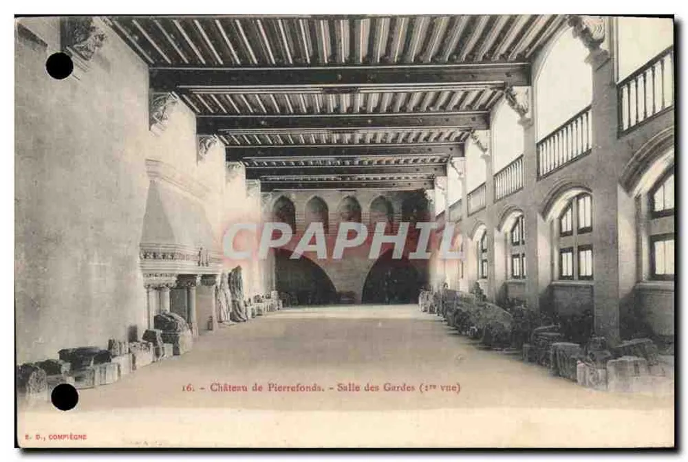 Schloss Pierrefonds - Wachzimmer (1. Ansicht) — Verlag S. Commiane, Nr. 16 - Vorderseite