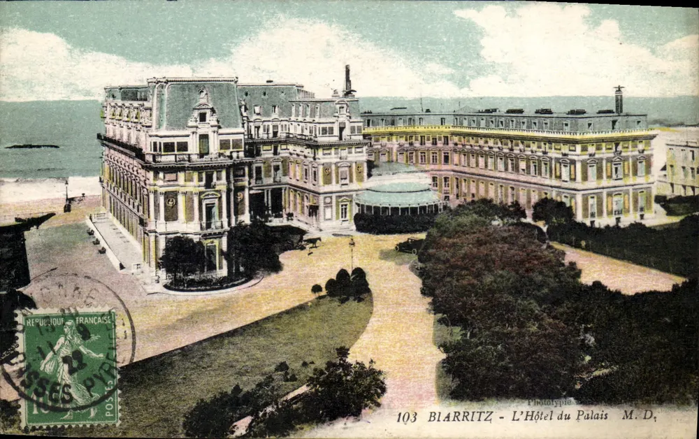 Biarritz - O Hotel do Palácio - Fototipia M.D., n°103 - Frente