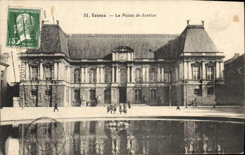 Rennes — O Palácio de Justiça — A. Laurière, Editor, Rennes - Frente