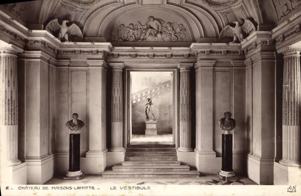 Castelo de Maisons-Laffitte — O Vestíbulo — A.N. Paris - Frente