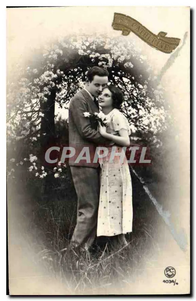 Casal abraçado — sob uma árvore florida — editor P-C, n° 4034 - Frente