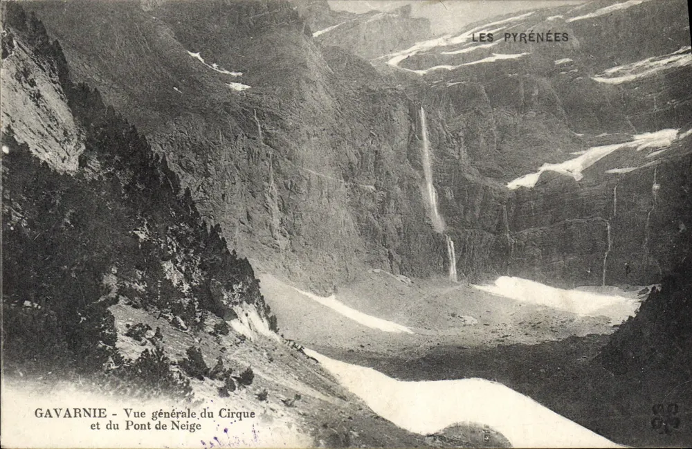 Gavarnie - Allgemeiner Blick auf den Cirque und den Pont de Neige — Die Pyrenäen - Vorderseite
